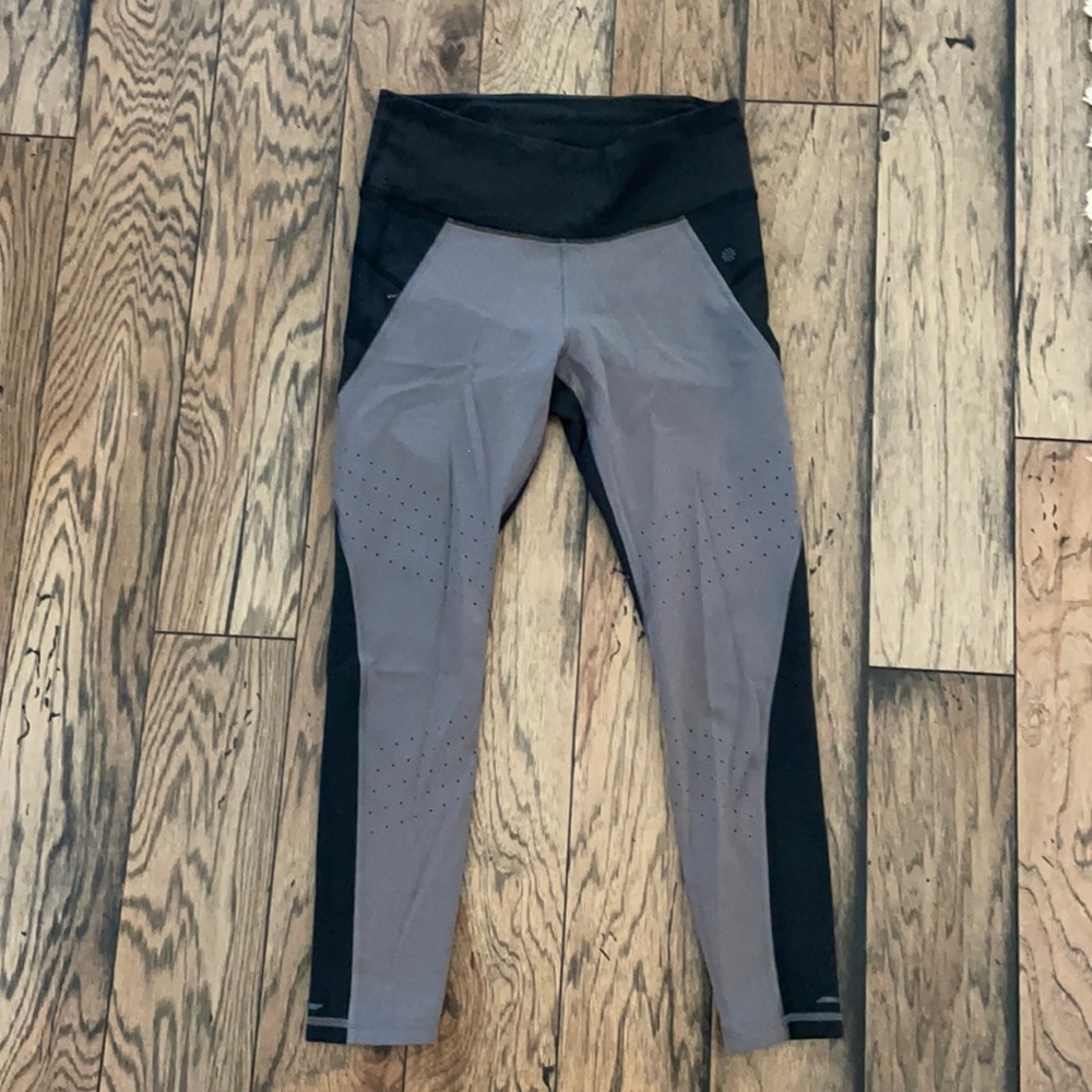 Athleta leggings